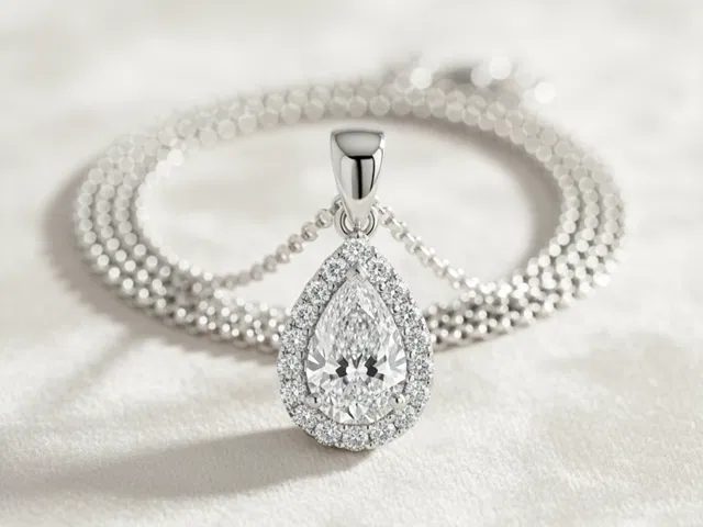 PEAR CUT DIAMOND HALO PENDANT